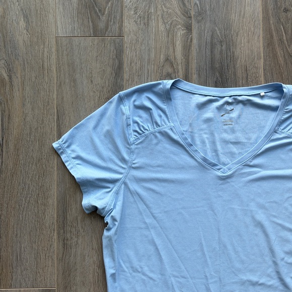 HEAD Baby Blue Sleeve V-neck Workout Tee Shirt - Picture 3 of 6